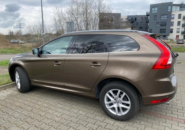 Volvo XC 60 cena 77000 przebieg: 132700, rok produkcji 2017 z Poznań małe 79